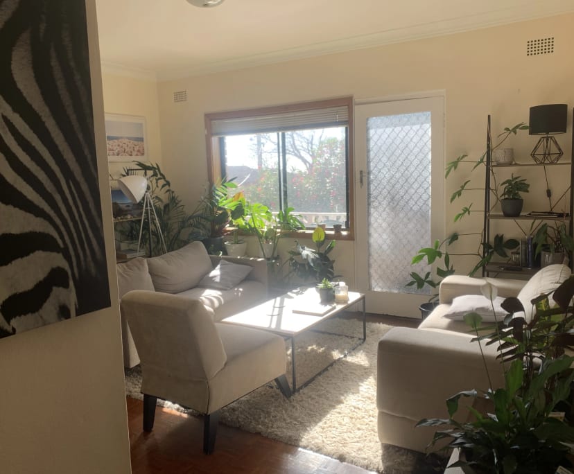 Unfurnished room in a flatshare