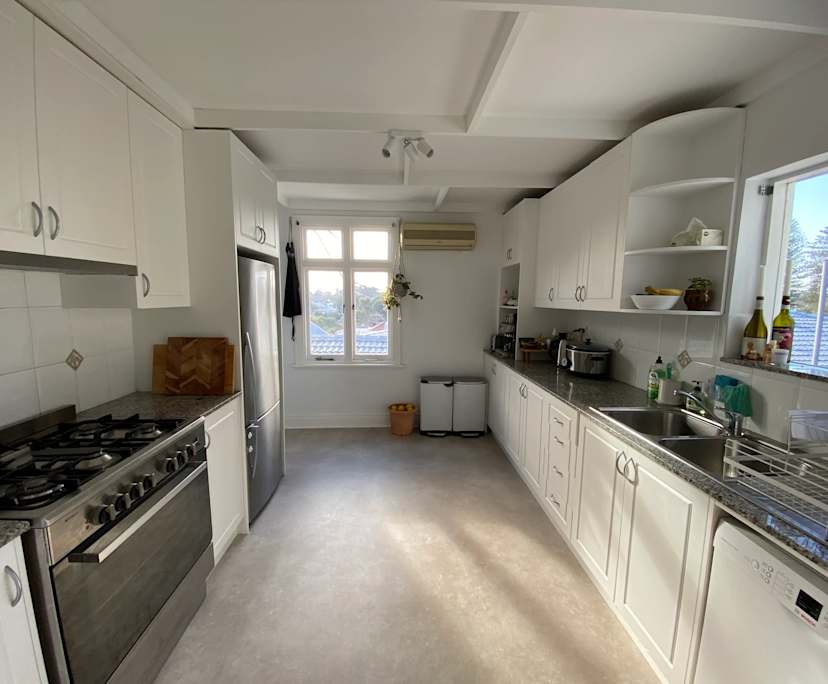 Unfurnished room in a share house