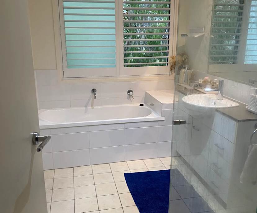 Unfurnished room with own bathroom