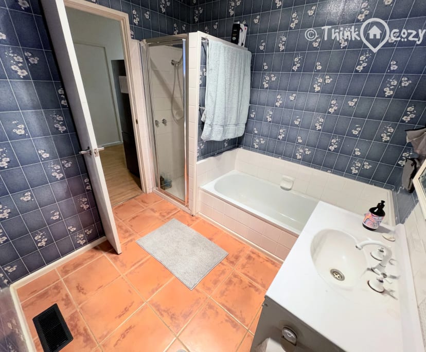 $330, Share-house, 6 bathrooms, Glen Waverley VIC 3150