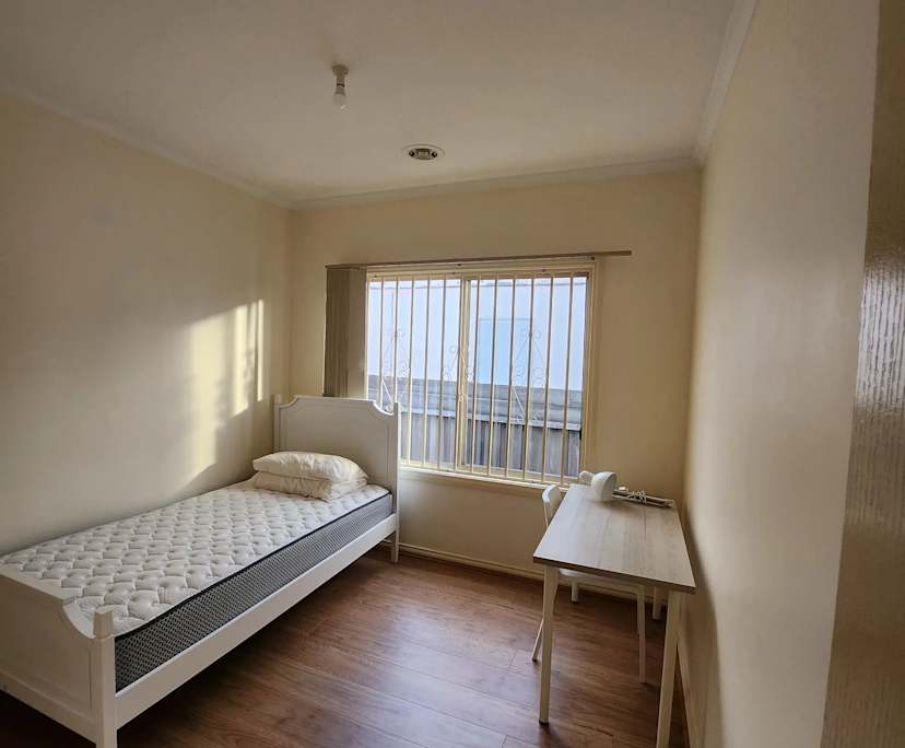 $200, Share-house, 4 bathrooms, Saint Albans VIC 3021