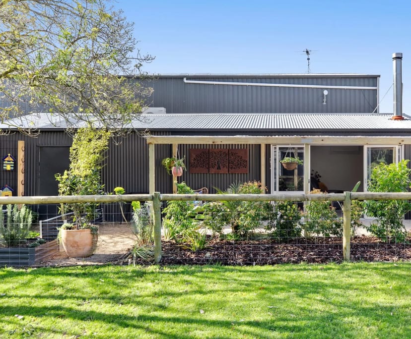 Studio for Rent in Wallington, VIC 350, Furnished...