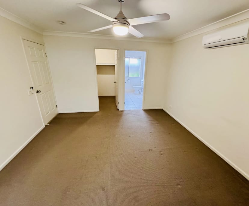 $400, Share-house, 4 bathrooms, Twin Waters QLD 4564