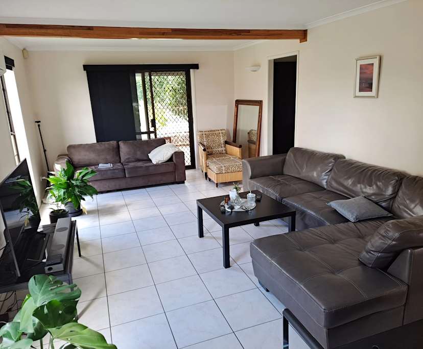 $240, Share-house, 4 bathrooms, Eight Mile Plains QLD 4113