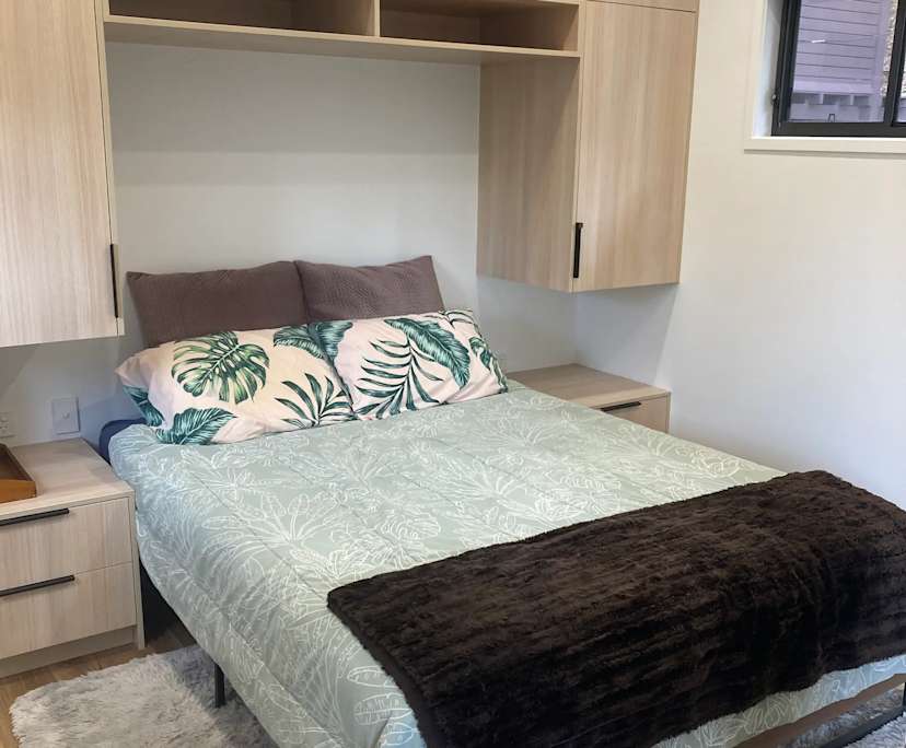 Furnished room granny flat for rent
