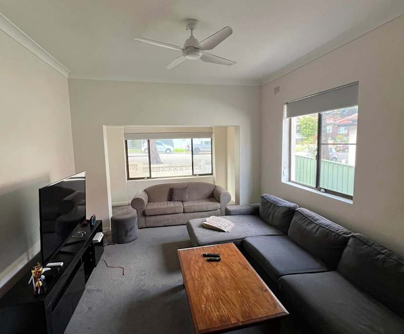 Furnished room in a share house