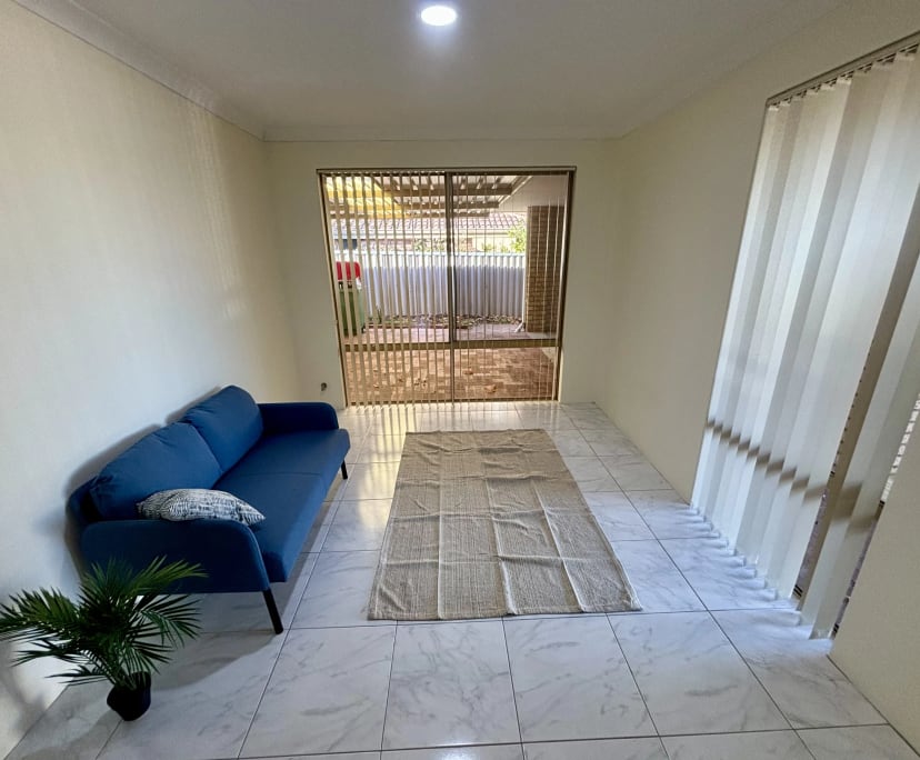 Room for Rent in Booragoon, Perth 315, Furnished,...