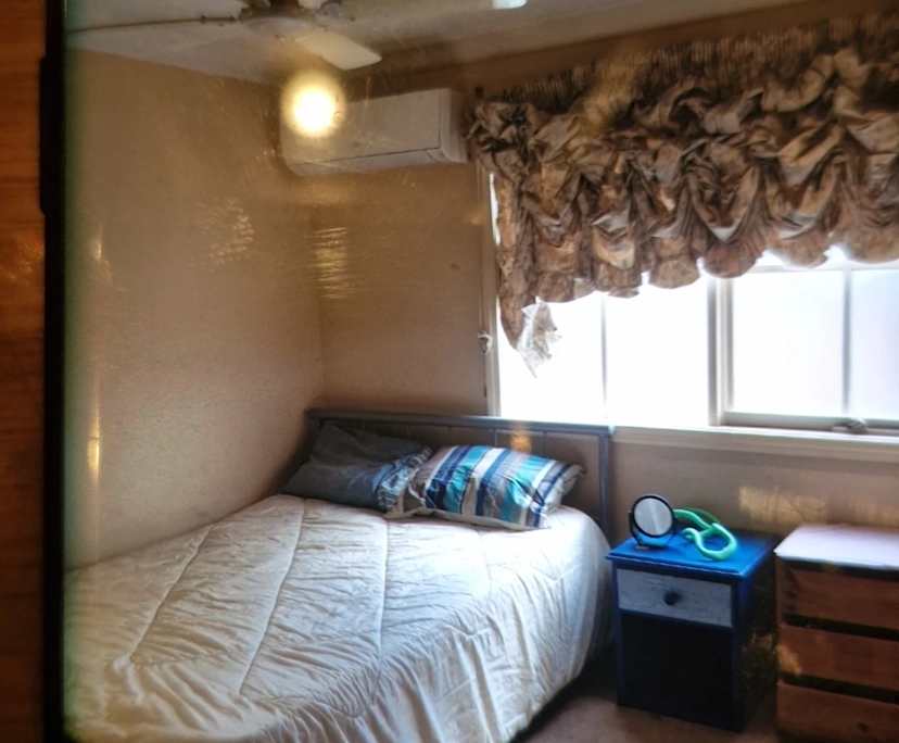 Furnished room with own bathroom