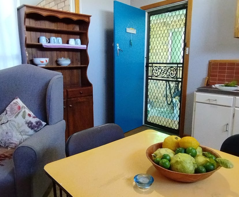 Granny Flat for Rent in Noble Park, Melbourne 350...