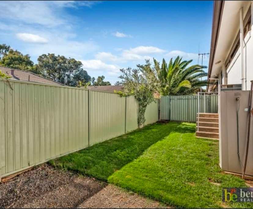 $250, Share-house, 2 bathrooms, Flora Hill VIC 3550