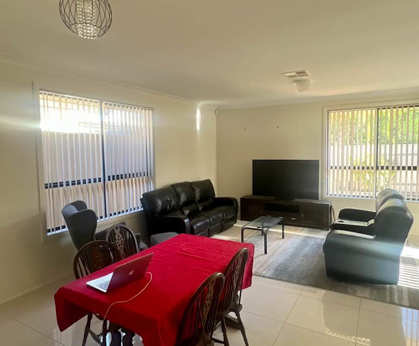 Room in a share house