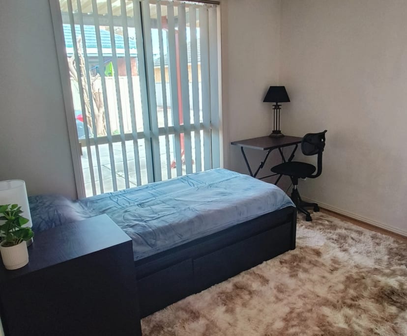 Furnished room in a share house