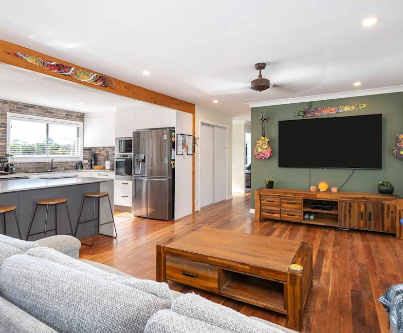 $350, Share-house, 3 bathrooms, Coombabah QLD 4216