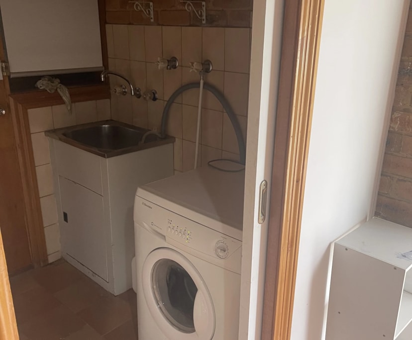 $150, Share-house, 4 bathrooms, St Albans VIC 3021