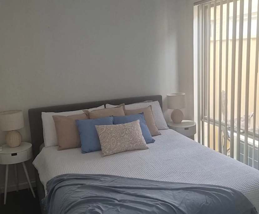 Room in a share house