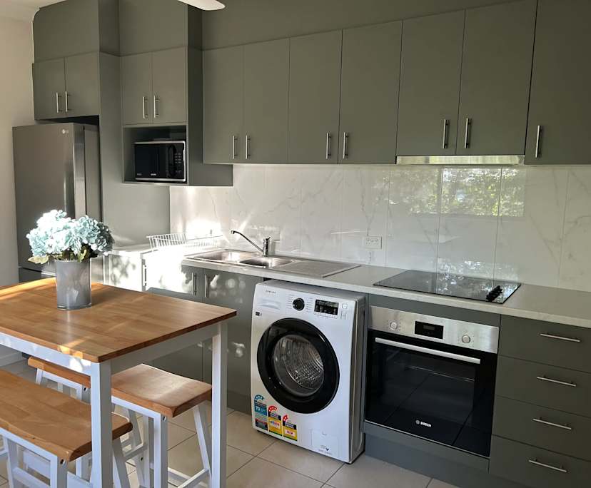 $500, Flatshare, 2 bathrooms, Newmarket QLD 4051