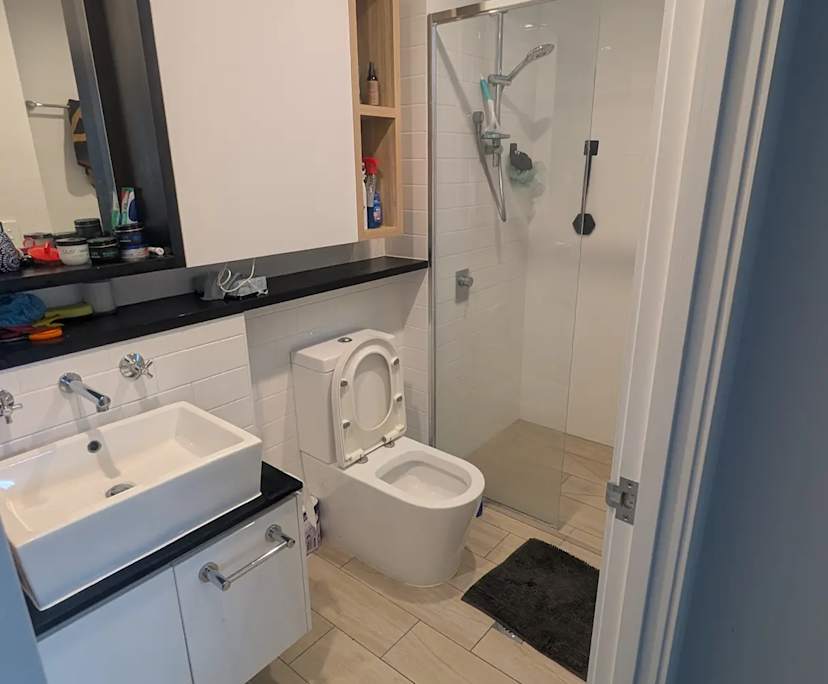 $430, Flatshare, 2 bathrooms, Woolloongabba QLD 4102