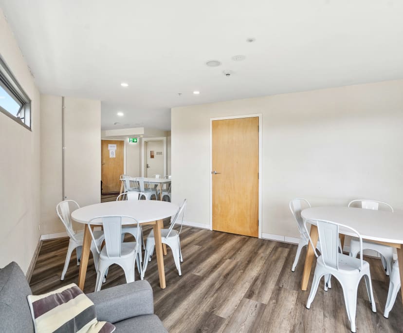 $300-368, Student-accommodation, 2 rooms, Caulfield East VIC 3145, Caulfield East VIC 3145