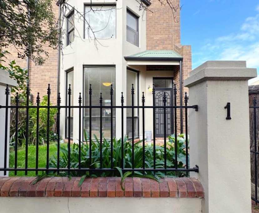 Unfurnished room in a share house