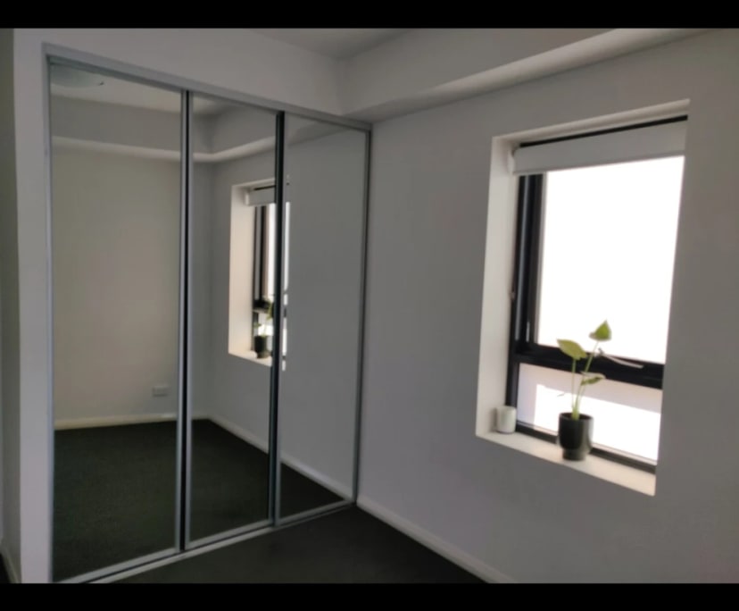 Unfurnished room in a flatshare