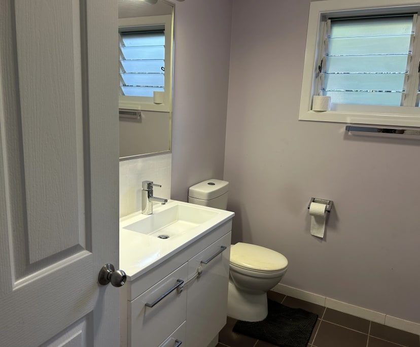 $450, Granny-flat, 1 bathroom, Hermit Park QLD 4812