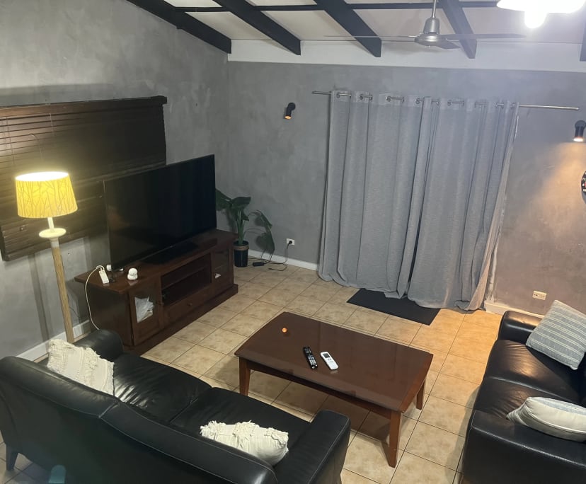 Room in a share house