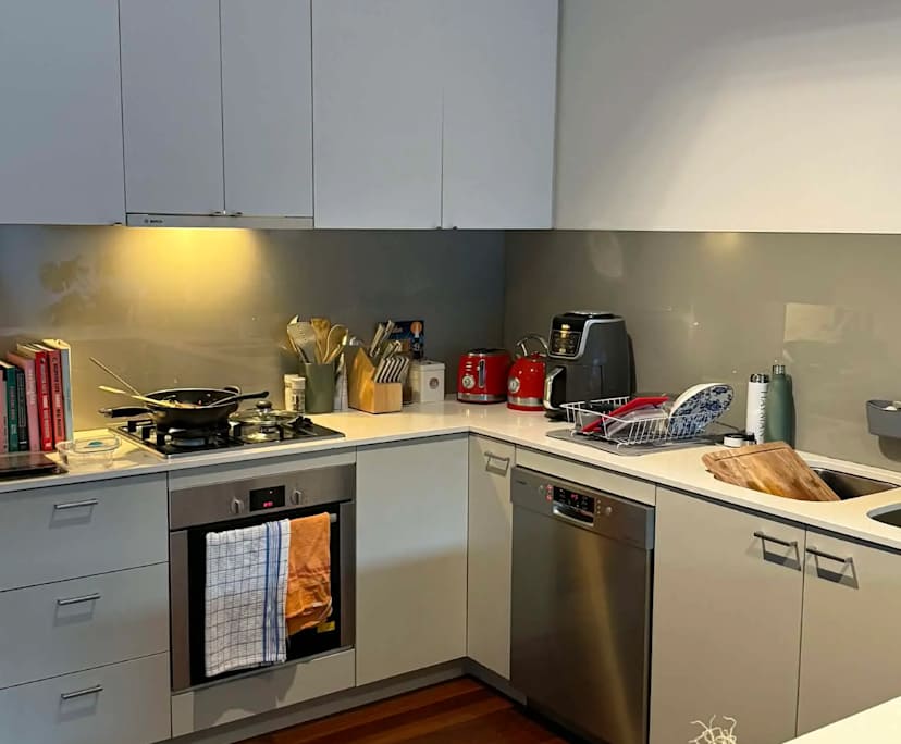 $377, Flatshare, 3 bathrooms, Glen Iris VIC 3146