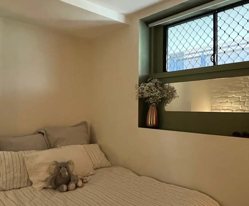 Unfurnished room in a flatshare