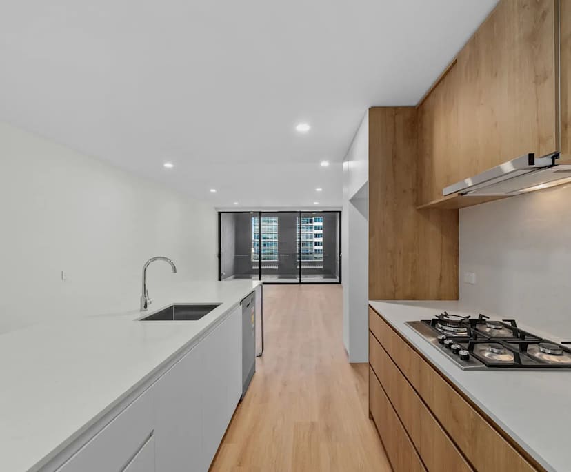 Unfurnished room with own bathroom