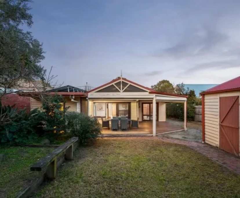 Unfurnished room in a share house