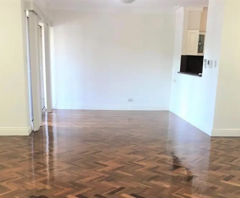 Room for Rent in Chatswood, Sydney 400, Unfurnish...