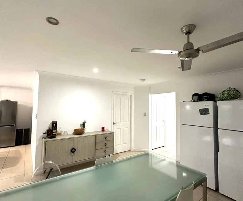 $325, Share-house, 4 bathrooms, Jubilee Pocket QLD 4802