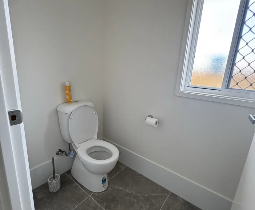 $250, Share-house, 4 bathrooms, Joyner QLD 4500