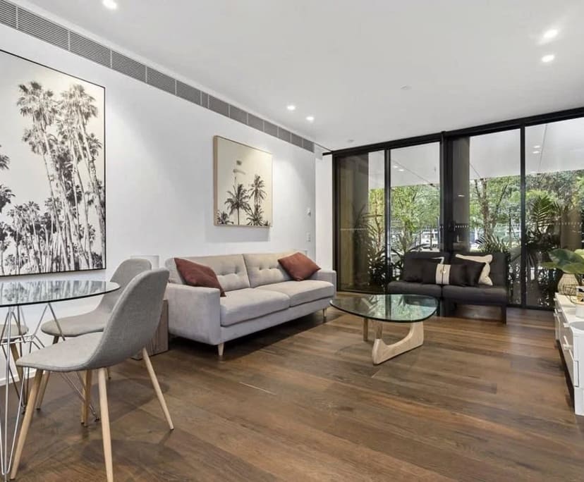 Unfurnished room with own bathroom