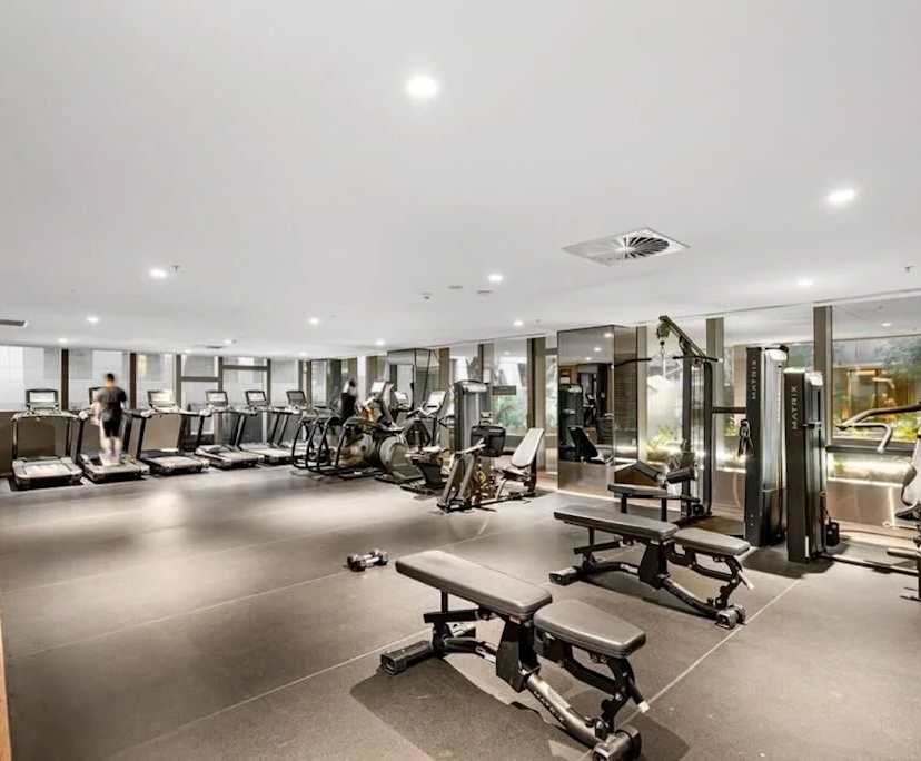 $950, Whole-property, 2 bathrooms, Melbourne VIC 3000