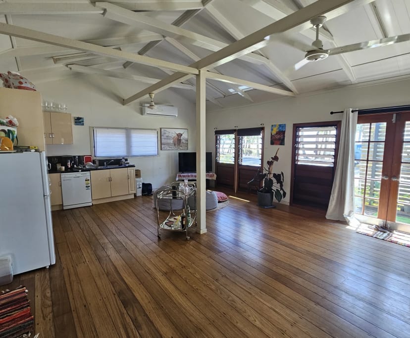 Room for Rent in Clifton Beach, Cairns 300, Flexi...