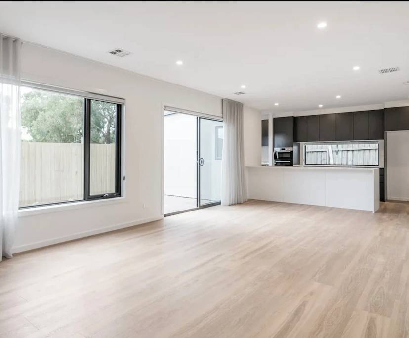 Unfurnished room in a share house