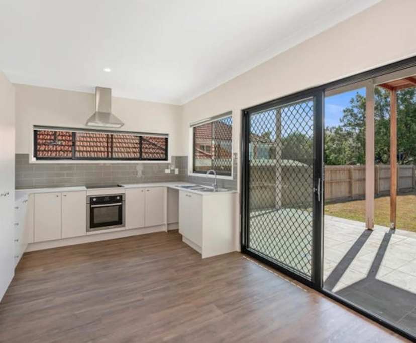 $212, Share-house, 5 bathrooms, Camp Hill QLD 4152