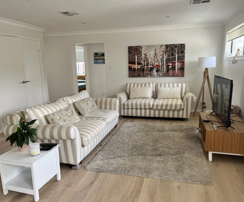 Room for Rent in Freshwater, Sydney 380, Furnishe...