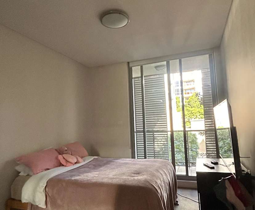 Furnished room with own bathroom