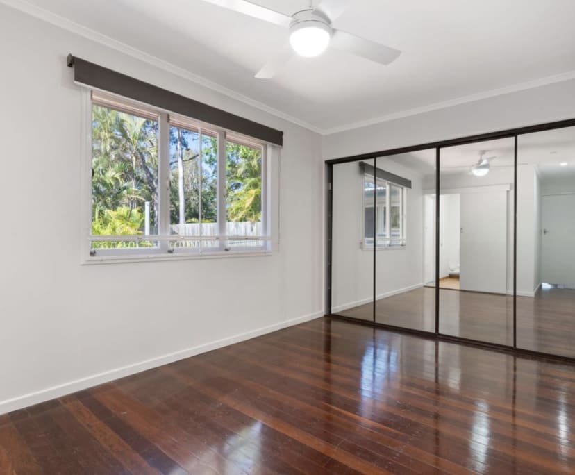Room for Rent in Samford Village, Brisbane 300, F...