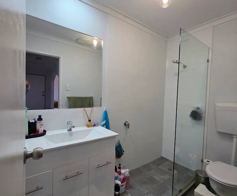 $365, Flatshare, 2 bathrooms, Scarborough WA 6019