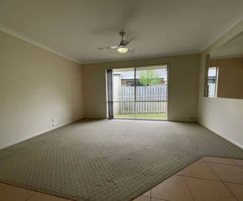 Unfurnished room in a share house