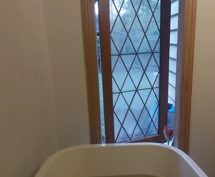 $300, Share-house, 3 bathrooms, Bardon QLD 4065