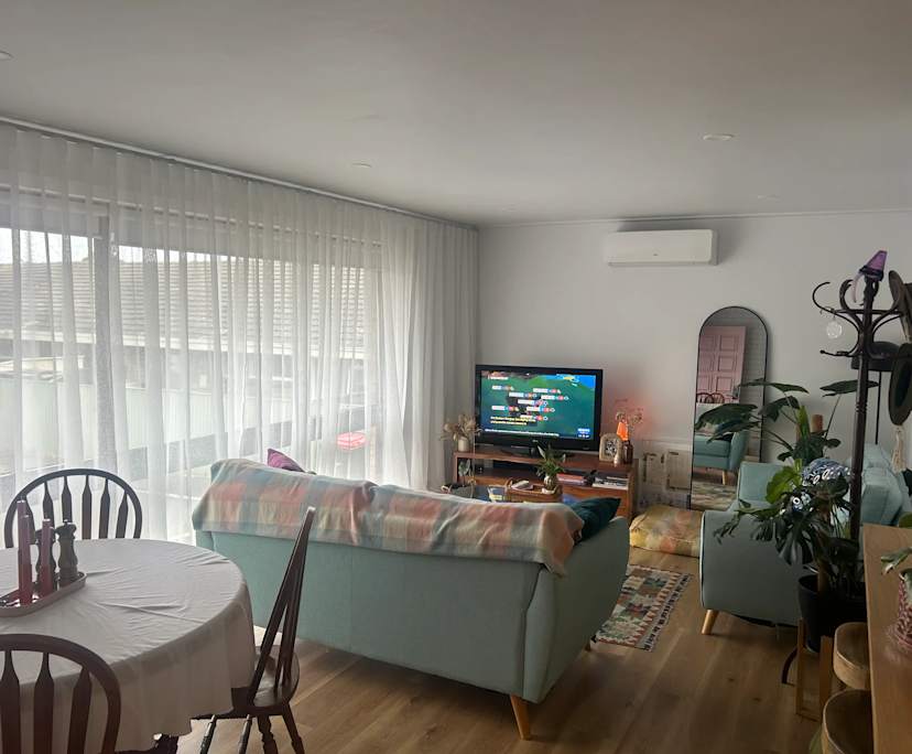 $200, Flatshare, 2 bathrooms, Highton VIC 3216