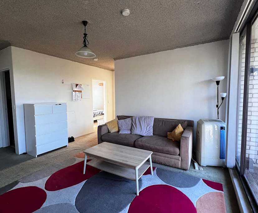Whole property with 2 rooms for rent