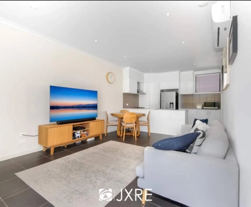 Room in a share house