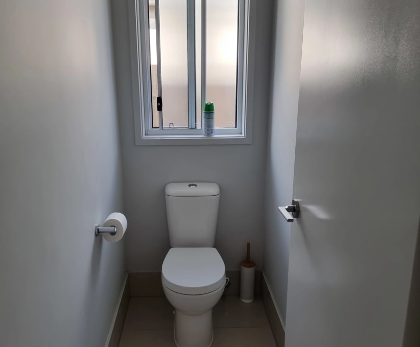 $300, Homestay, 4 bathrooms, Burpengary East QLD 4505