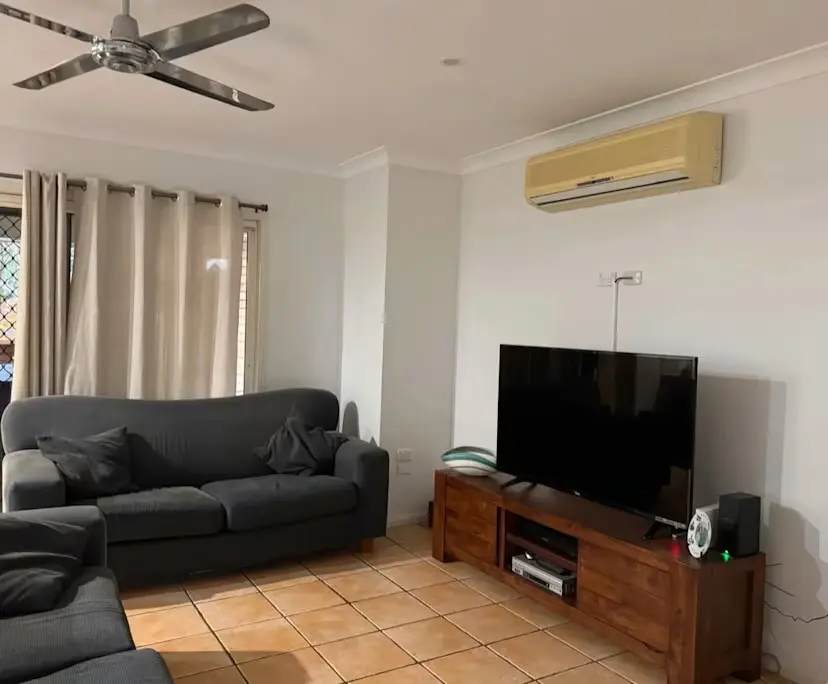 $290, Share-house, 4 bathrooms, Brinsmead QLD 4870