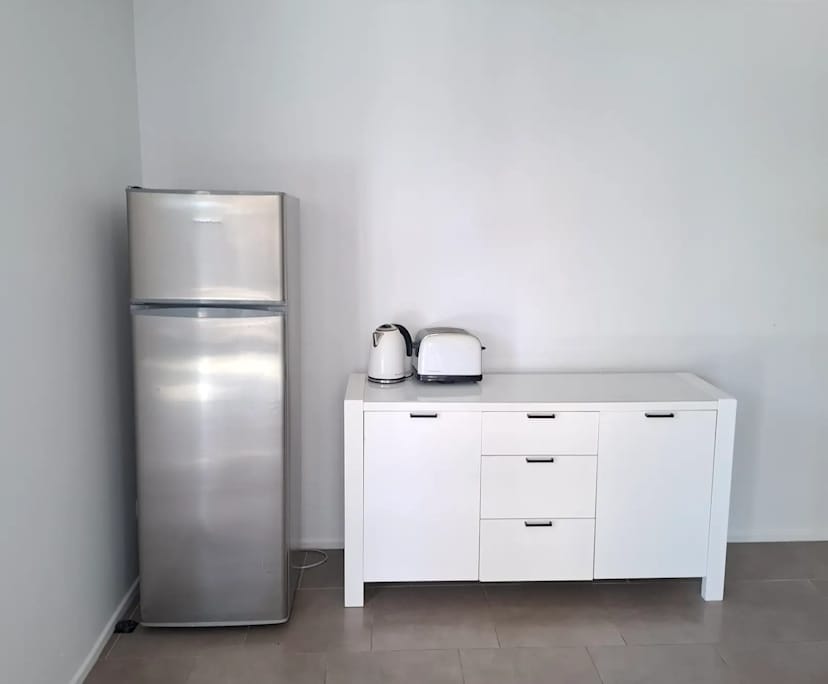 $330, Share-house, 5 bathrooms, Arundel QLD 4214